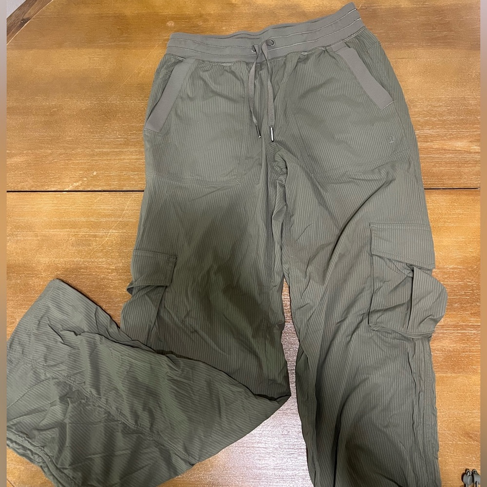 Lululemon Dance Studio Relaxed-Fit MR Cargo Pants